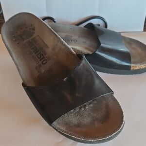 Mephisto Black Leather Wide-Strap Slides